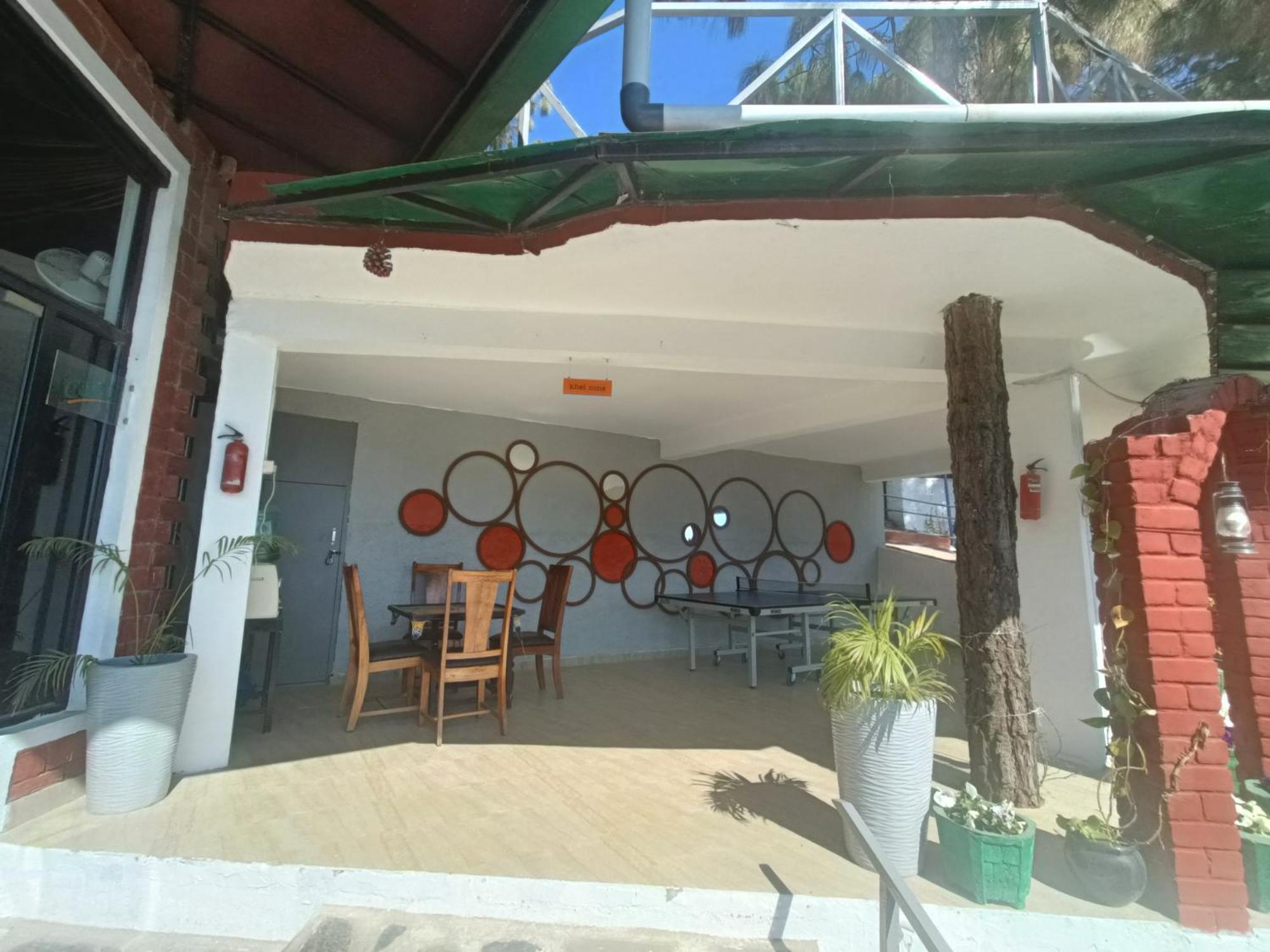 Zone Connect By The Park, Lansdowne Hotel Ngoại thất bức ảnh