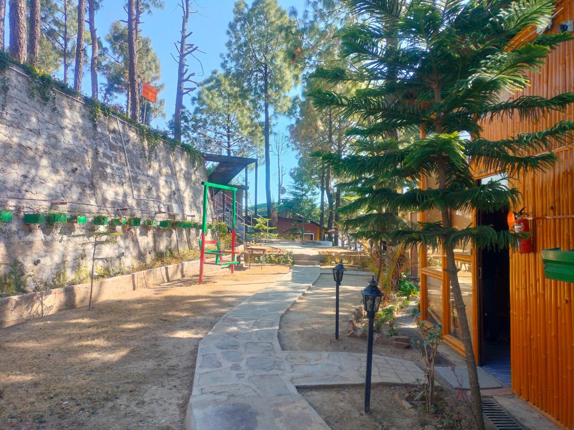 Zone Connect By The Park, Lansdowne Hotel Ngoại thất bức ảnh