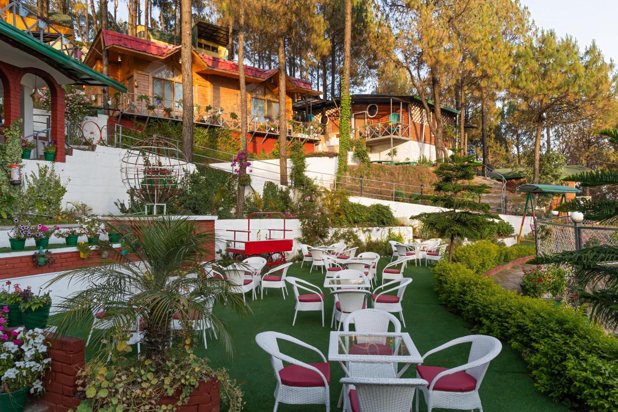 Zone Connect By The Park, Lansdowne Hotel Ngoại thất bức ảnh