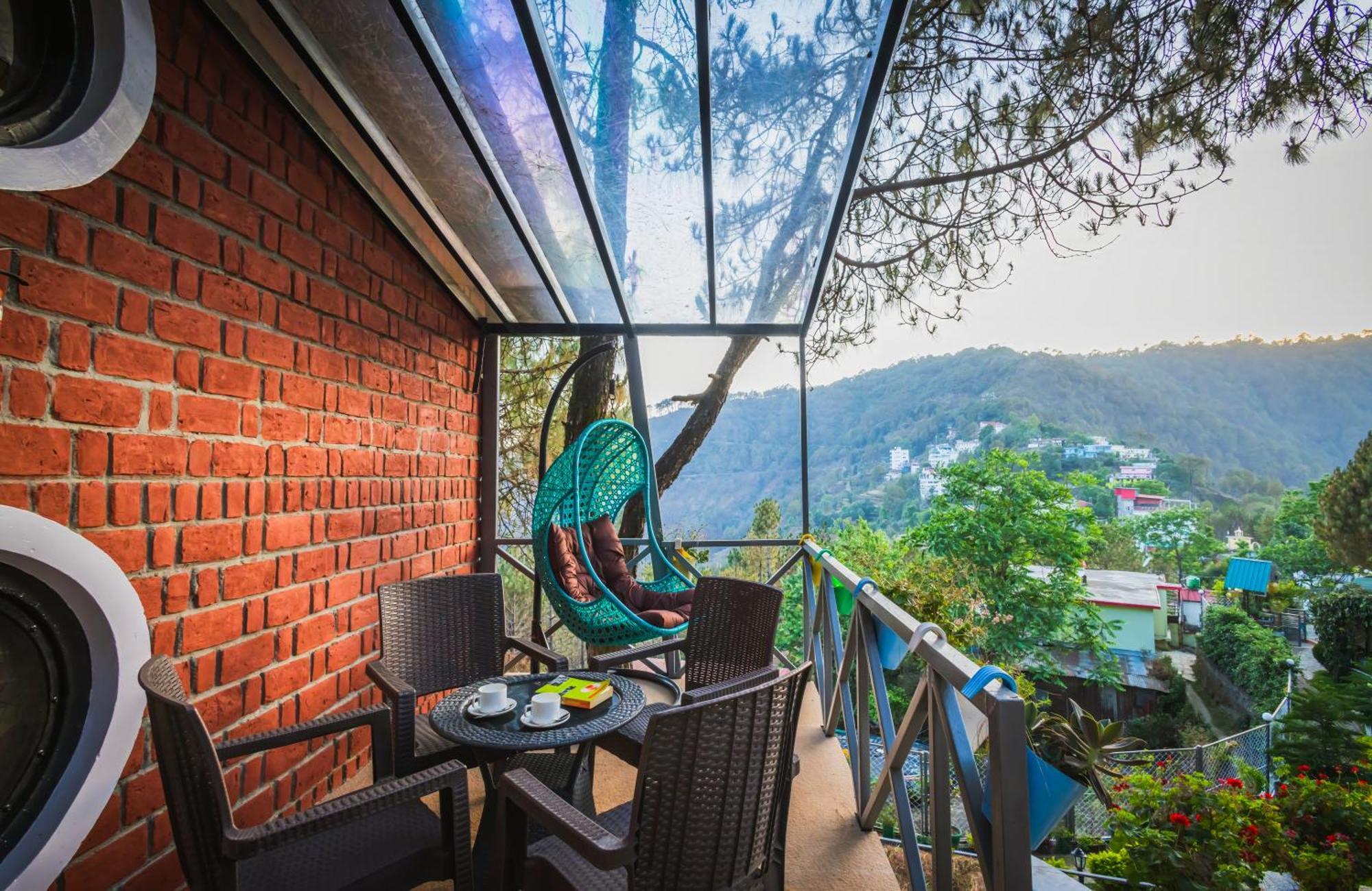 Zone Connect By The Park, Lansdowne Hotel Ngoại thất bức ảnh